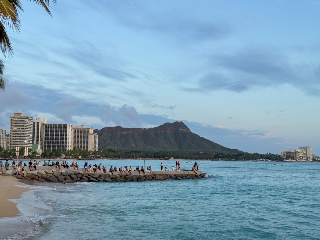 diamond head and ocean 